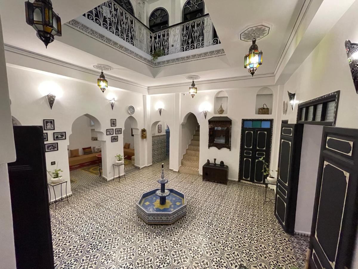 Riad Tingis Hotel Tangier Exterior photo